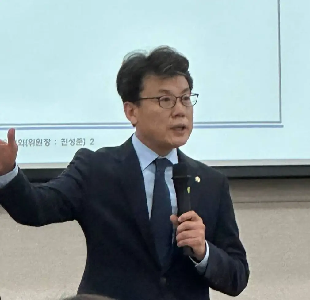 진성준