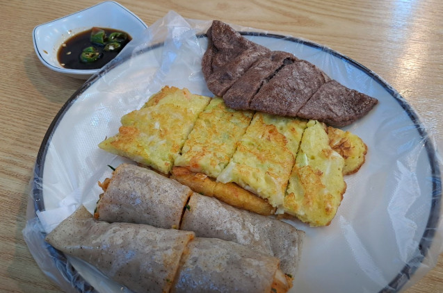 동네한바퀴 메밀전병 영월 전집