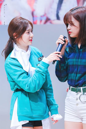 사랑스러운 모습 여자 연예인들 사진모음