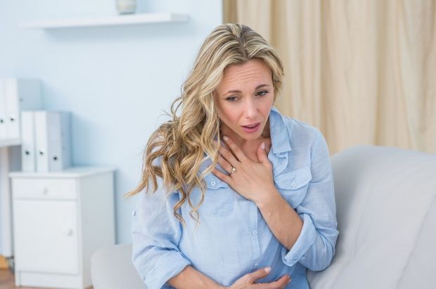 가슴이 답답하고 숨이 차는 증상