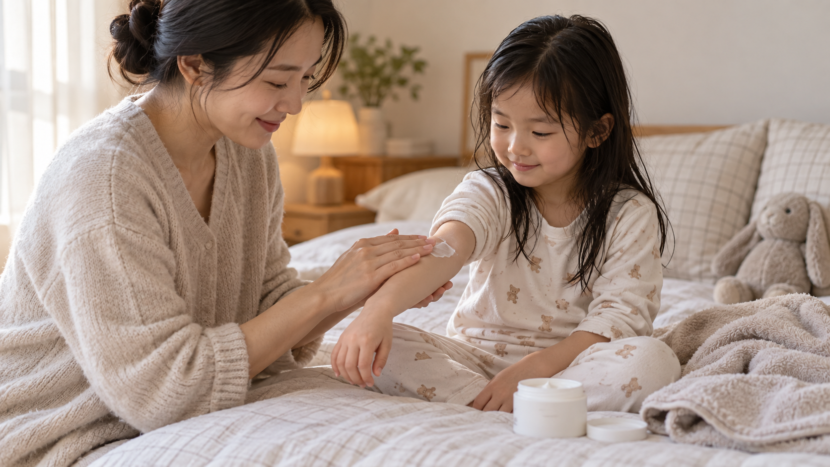 아이 아토피 피부 관리, 목욕·보습 순서와 진료가 필요한 악화 신호 상황에서 부모와 아이가 실제로 대처하는 생활 장면