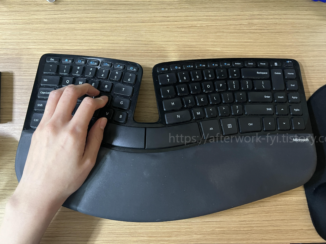 Microsoft Sculpt Ergonomic keyboard