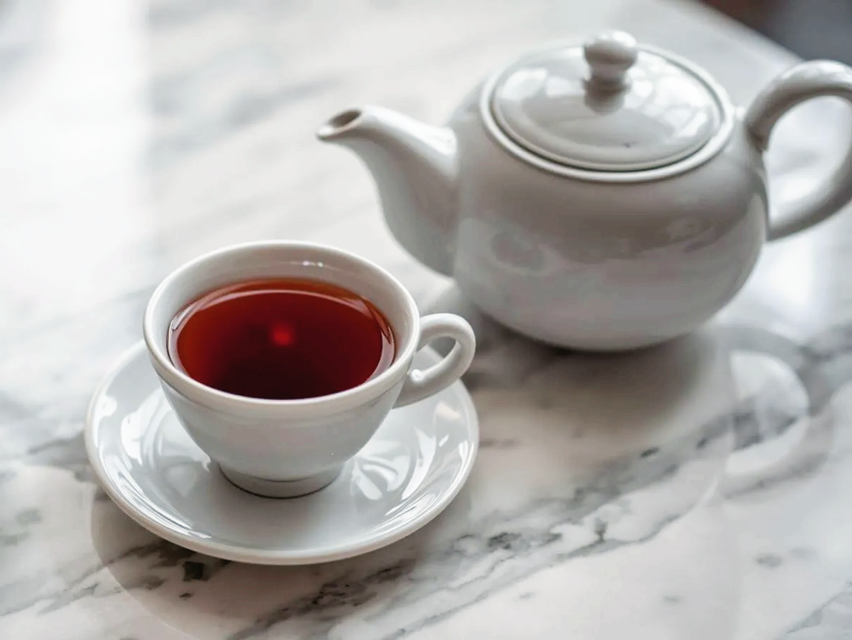 나눠서 마시는 보이차