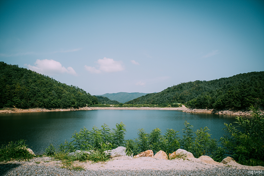 포천 더케이즈(The Kays) 카페, 청계 호수 풍경이 아름다운 카페/펜션