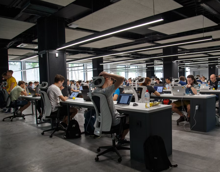 하루 3분, 피로를 녹이는 간단 스트레칭 루틴