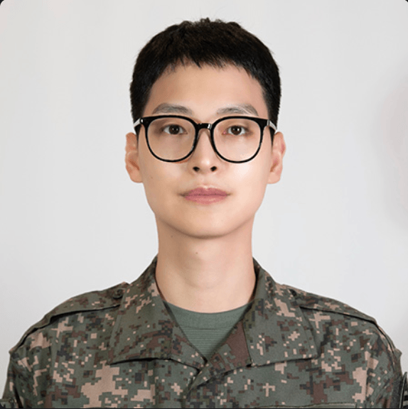 취사병 전설이 되다 등장인물 탁문익 일병