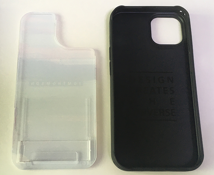 케이스-분리된-상태-뒷면