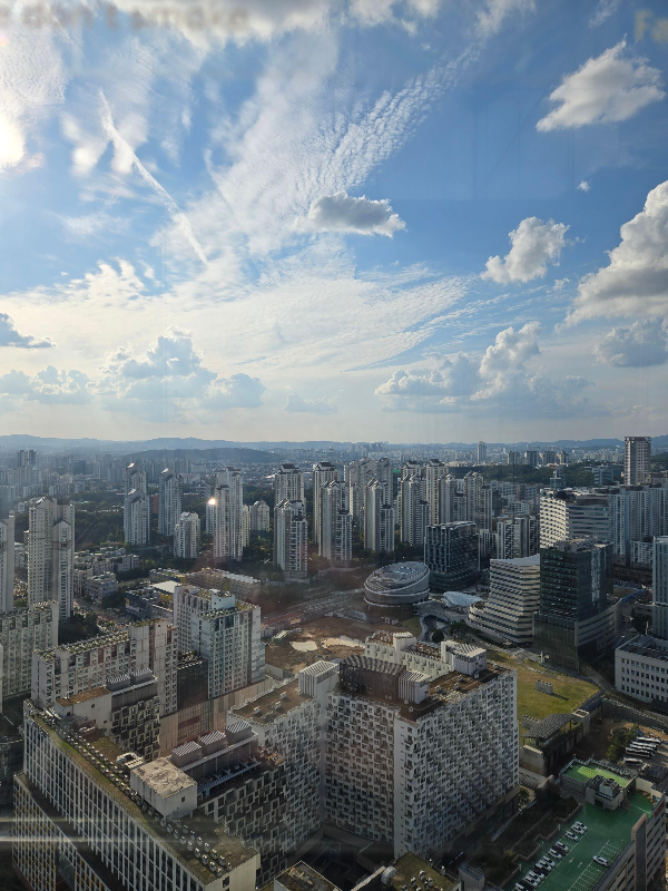 광교 스타벅스 SK레이크뷰 41층