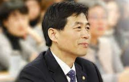 김민기 국회의원 프로필 나이 고향 학력 지역구 