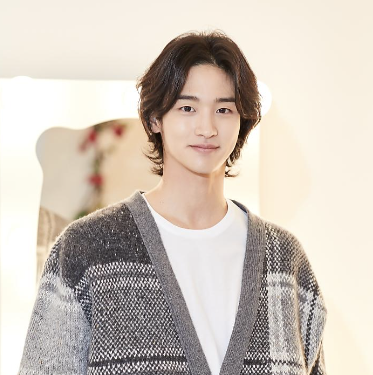 장동윤 프로필