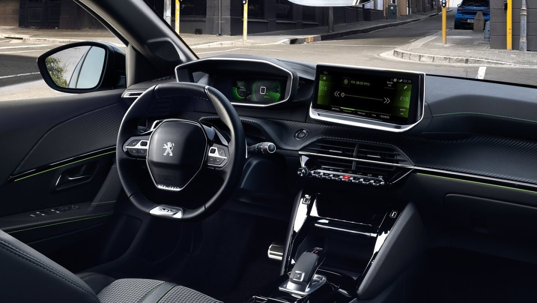 푸조 Peugeot 208 리콜 실내사진 출처 다음자동차