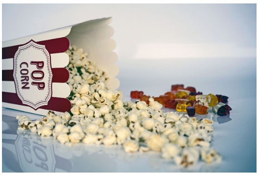 야외 영화관 만들기: DIY로 즐기는 캠핑 영화의 낭만