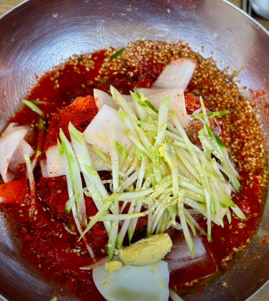 굿모닝대한민국 서울 금남시장 매운냉면 맛집(찐K푸드)