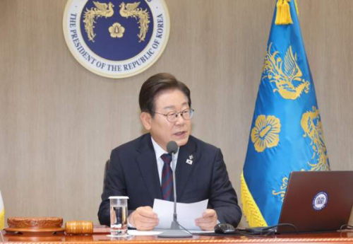 이재명 대통령, 과로 직원 이송 사건으로 본 공직자 근무 혁신의 과제