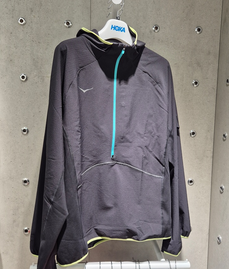 호카 스카이글로우 하프집 전면 사진