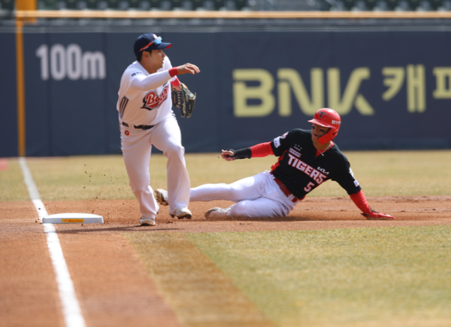 기아 타이거즈 김도영 선수 이미지