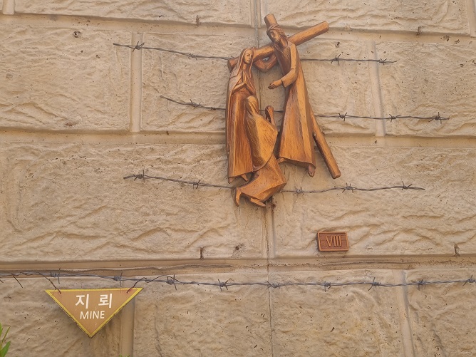 참회와 속죄의 성당 십자가의 길