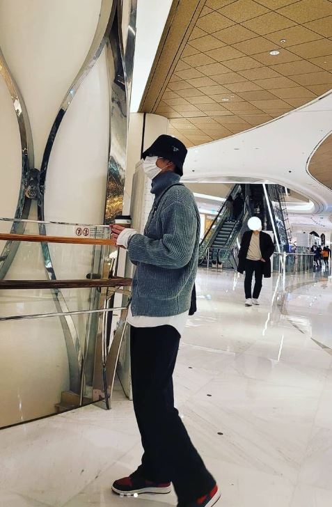 서인국의 니트스타일링 코디 패션 사진 