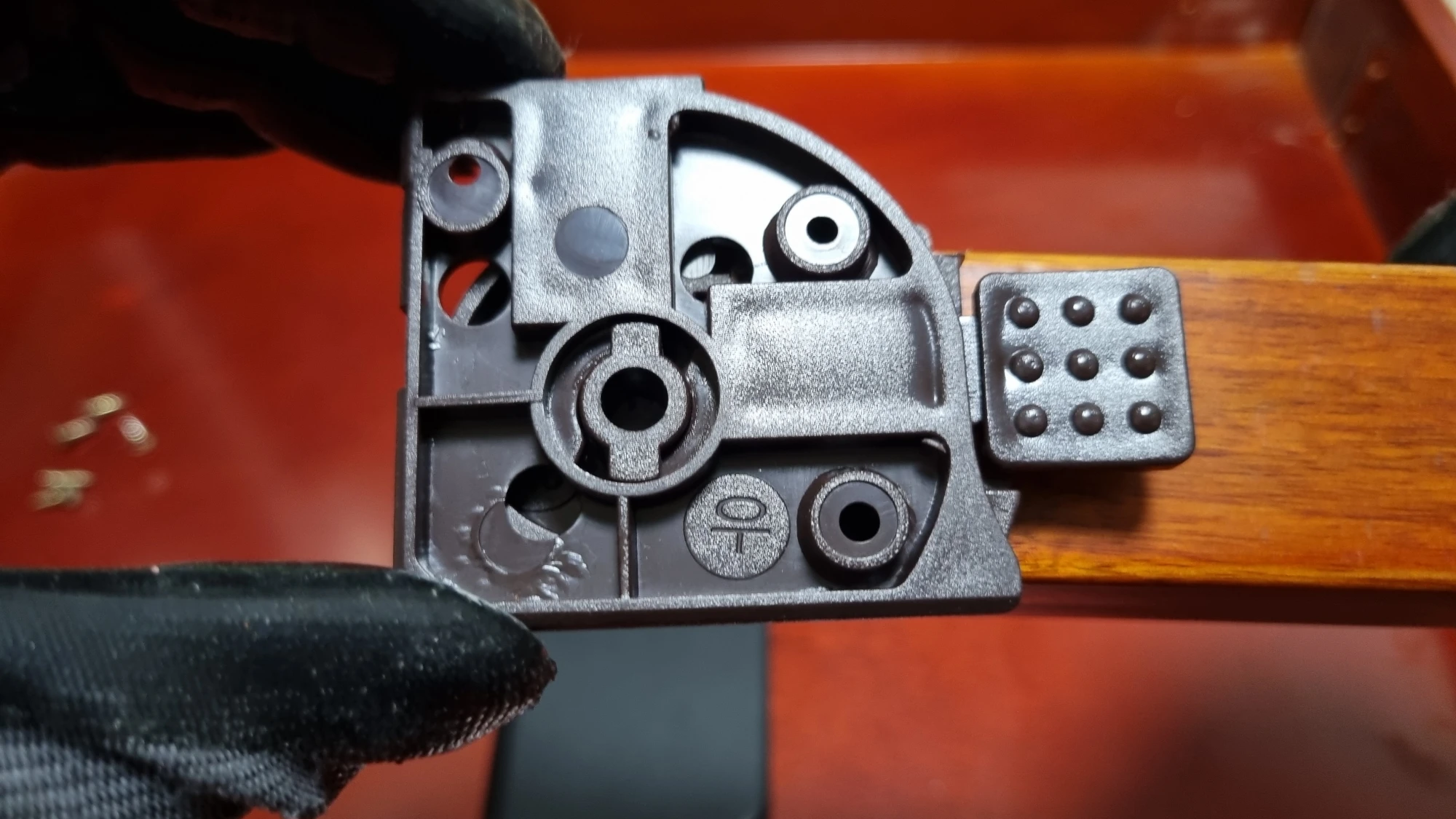 제사상 다리 고정 부품