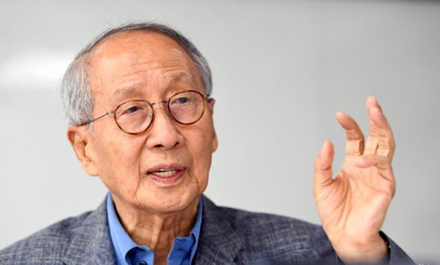 윤여준 전 환경부장관 주요 경력