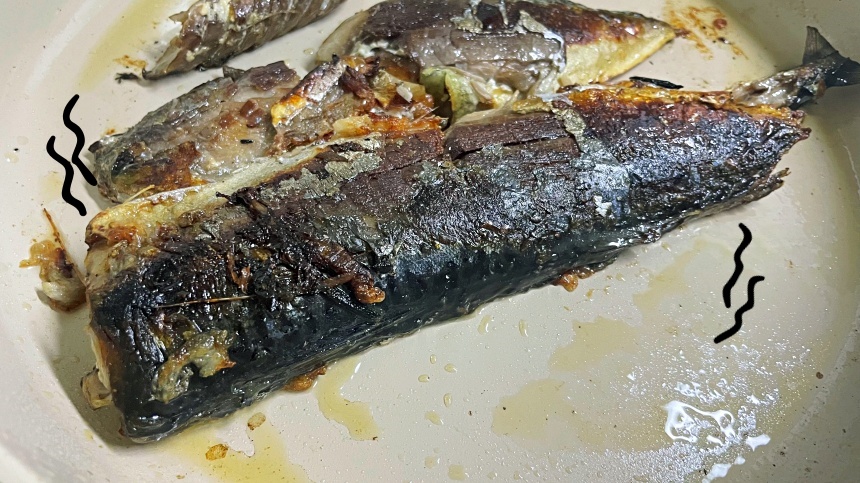 프라이팬-생선-비린내-제거