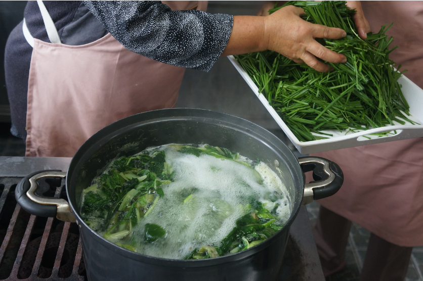 건강한 식사 패턴으로 당뇨 전단계를 극복한 노년층
