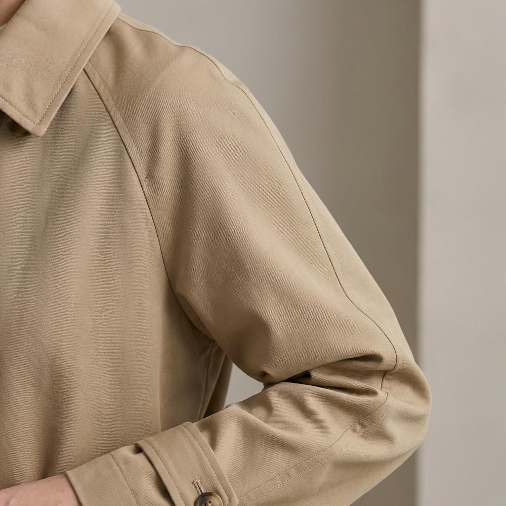 팔뚝살 부각 없는 나그랑 소매 트렌치코트의 비밀