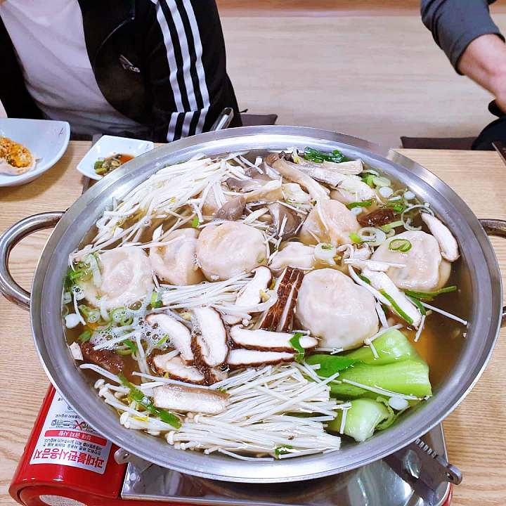 백반기행 광희 편 만두국 순두부 빈대떡 황해도식 김치만두 만두전골 녹두전 부천 맛집 소개