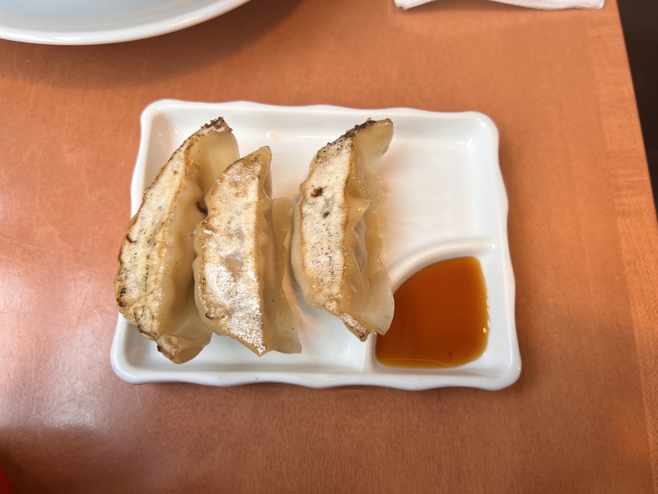 단보라멘은 교자맛집이다. 진짜 꿀맛! 친구가 시킨거라 하나밖에 못 먹어서 아쉽다 ㅎㅎ