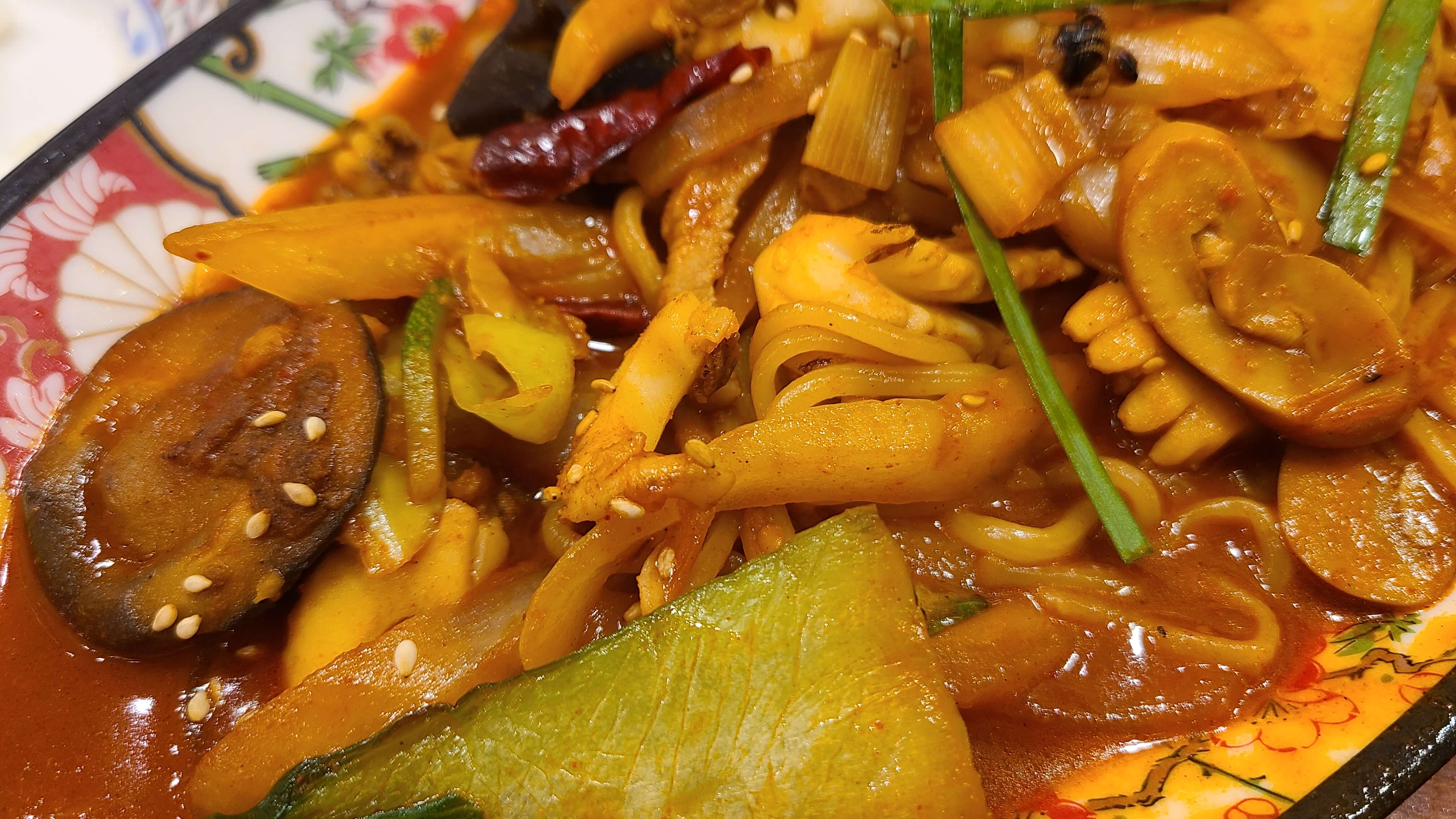 교대원-해물-간-짬뽕-비주얼-2