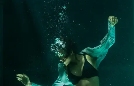 물에 빠지는 꿈해몽