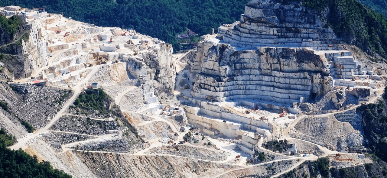 이태리 카라라 채석 광산