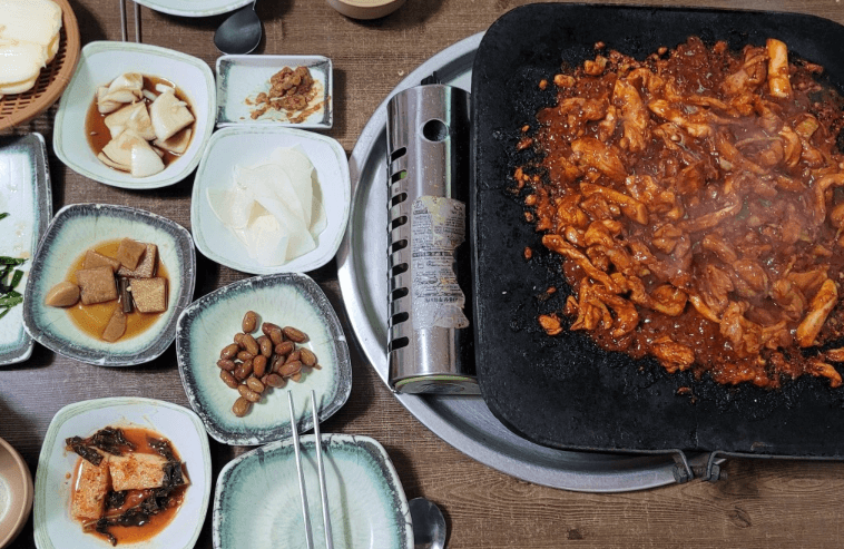 생생정보통 토종닭구이 32년 전통 대구 맛집