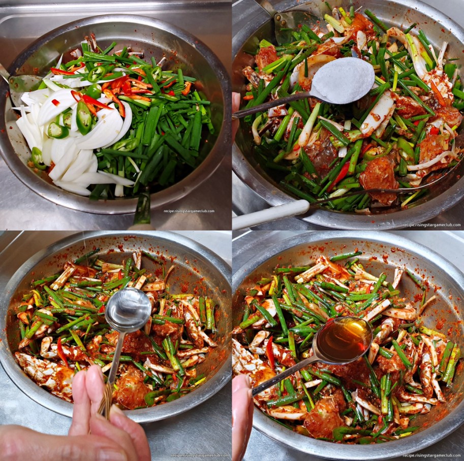 맛있는 양념게장에 들어갈 꽃게에 준비한 야채들과 설탕&#44; 물엿&#44; 참기름을 넣어주는 사진