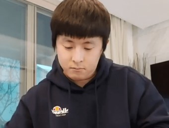 기안84 전시회 대학교 학력 세계일주 프로필