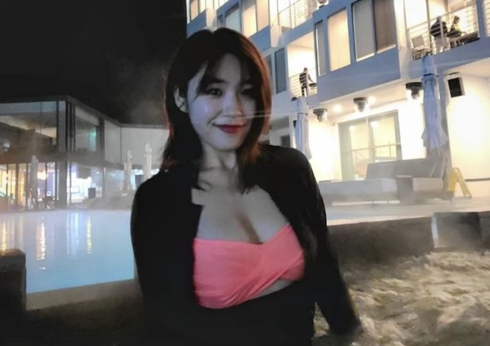 유튜브 킬링타임 윤과장 비밀의 화원 배우 류비 몸매 노출 인스타 나이 프로필 학력