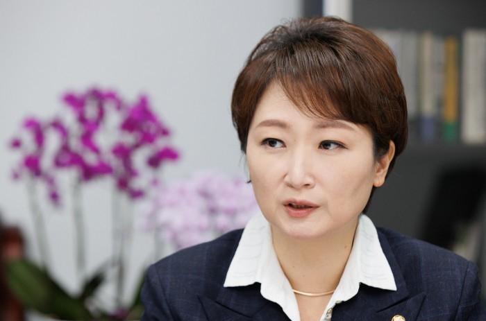 이언주 의원 프로필