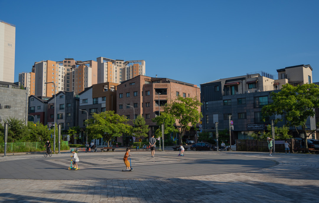 신동 수변공원 중앙 광장