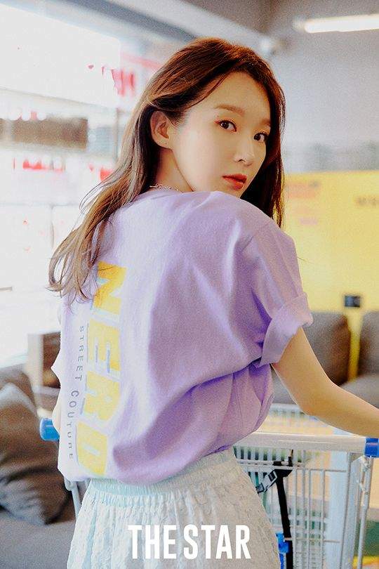강민경 프로필