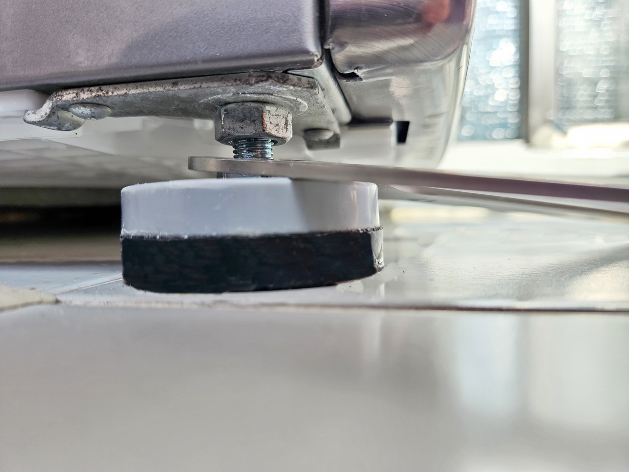 세탁기 흔들리고 소리 날 때 수평 맞추기 완벽 해결 방법