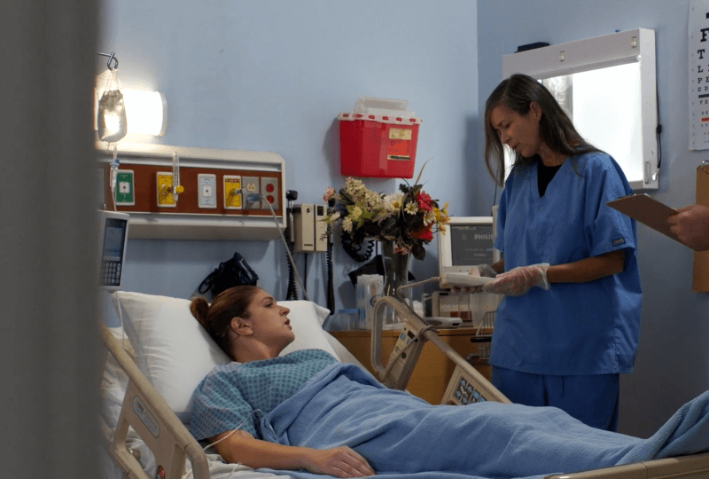 병원-입원환자-간호사-치료