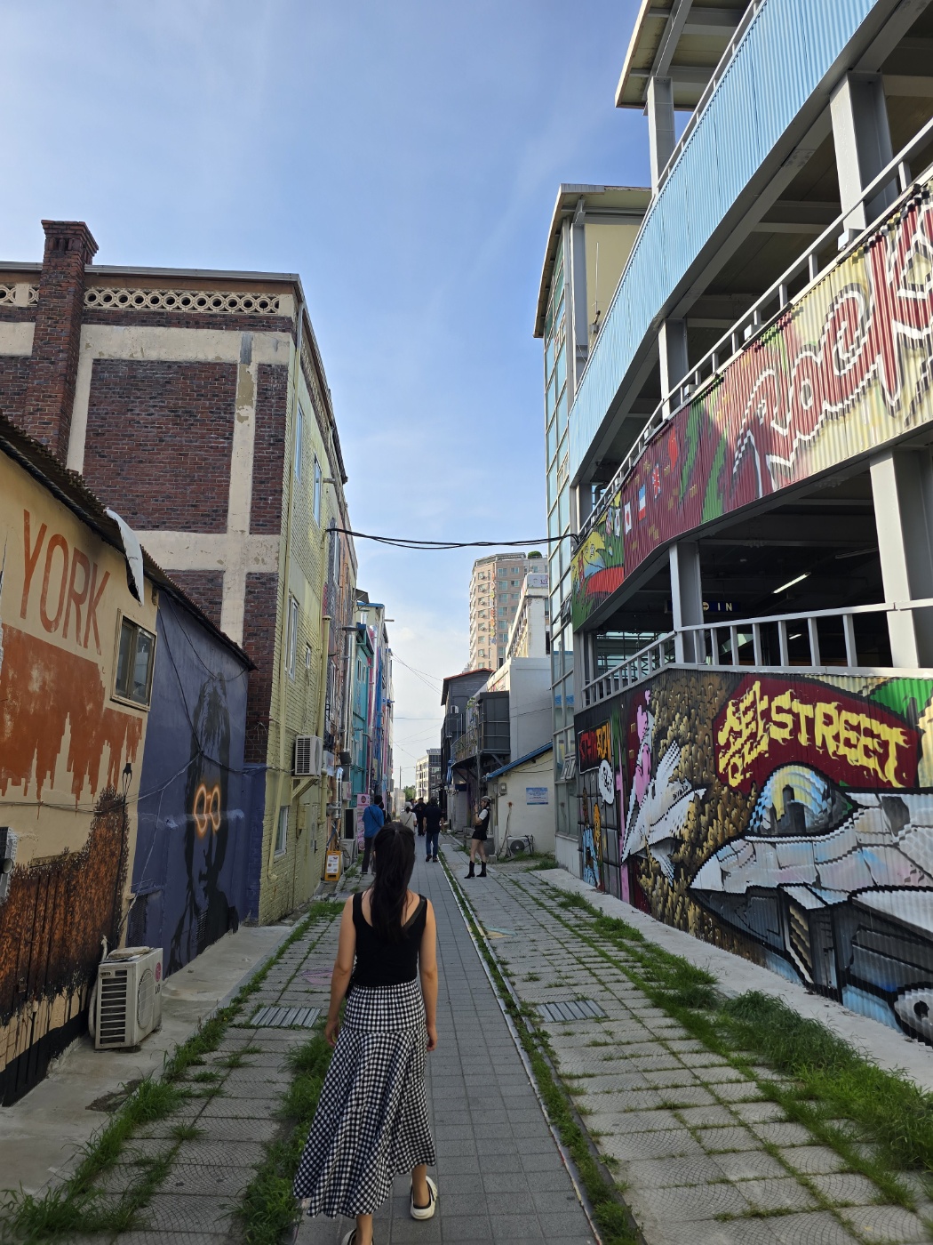 송탄로데오거리 근방의 벽화거리