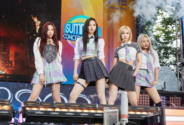 걸그룹 에스파(카리나, 지젤, 윈터, 닝닝)