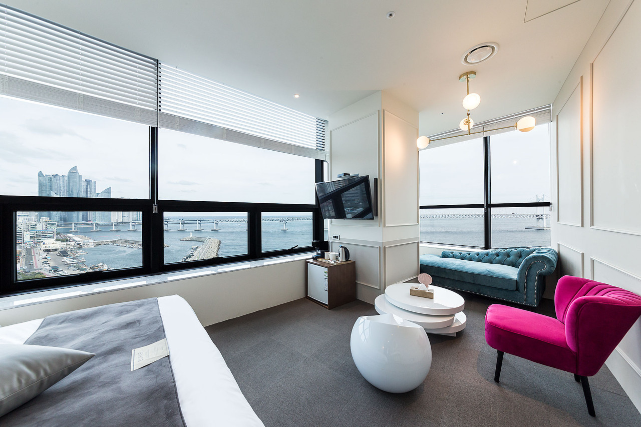 광안리불꽃축제-에이치에비뉴 호텔관안리