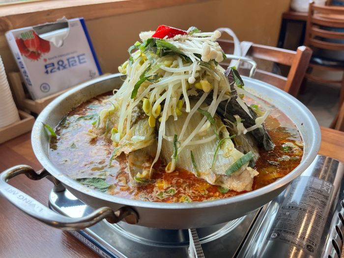얼큰하고 담백한 맛