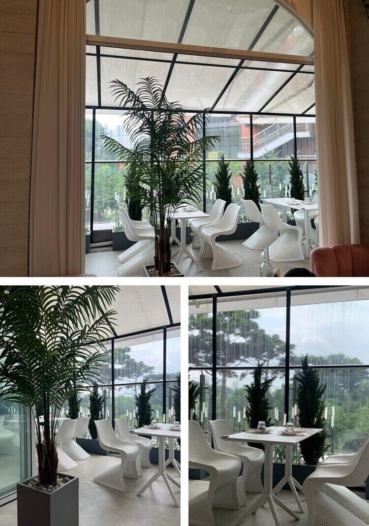 테라스 쪽 깔끔하게 꾸며진 내부자리