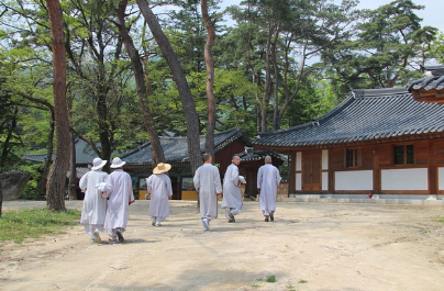 조선시대 스님들의 역할과 불교의 민중화