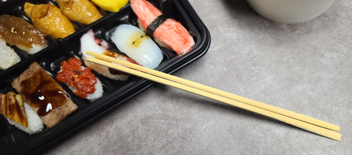 로봇초밥마켓 배달음식 성남중원점 배달완료 내돈내산 구성품 특모듬초밥 광어초밥 반우동 새우튀김 미니우동