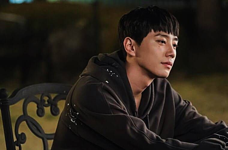 배우-이준영