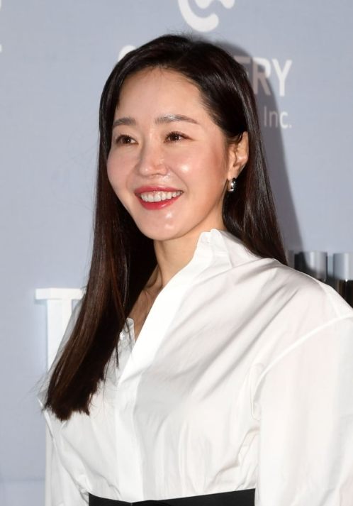 엄지원 집안